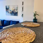 Апартаменты Familienwohnung-harbour-view