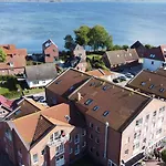 Familienwohnung-harbour-view Апартаменты *